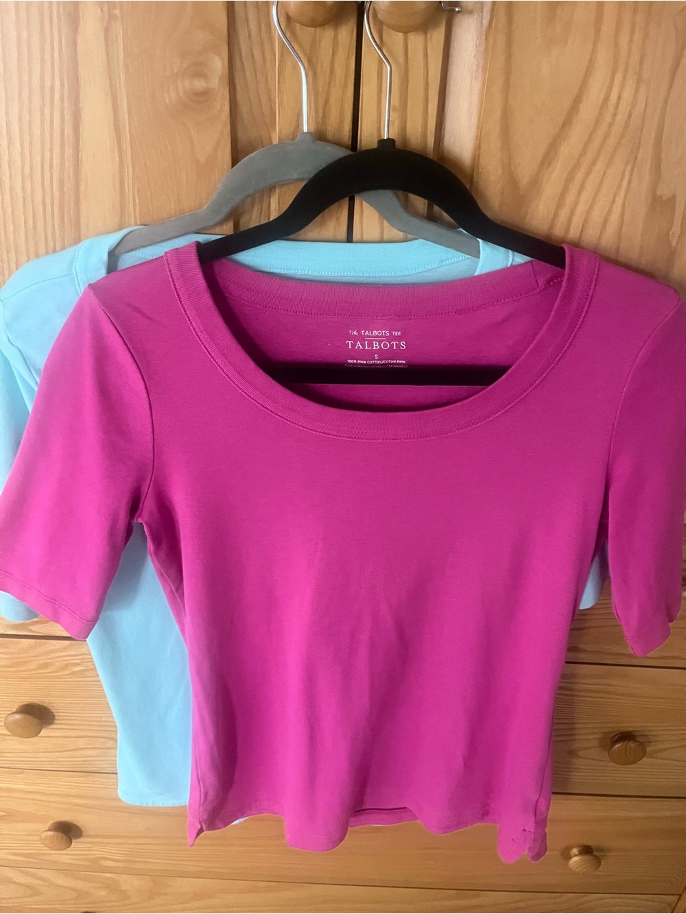 Talbots Bright Fuchsia and Light Blue Short Sleeve Scoop Neck Tee